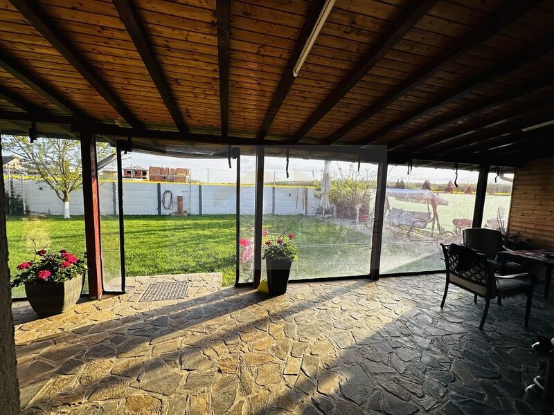 Vila mobilata complet de inchiriat, aproape de padure, 4 camere